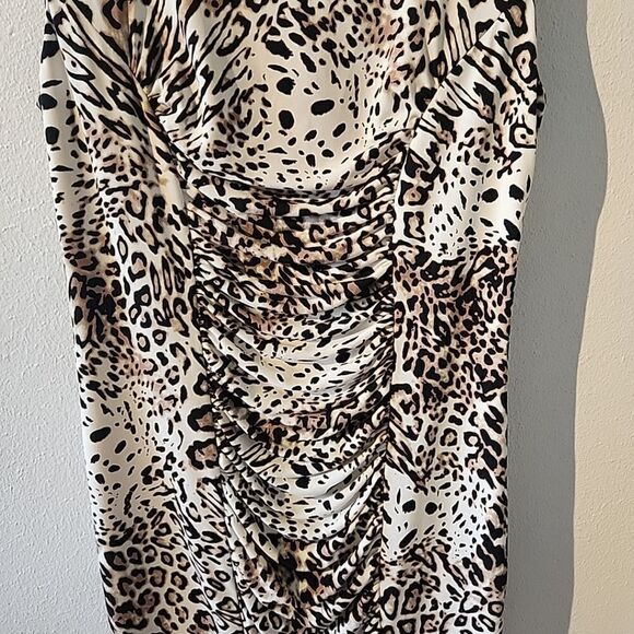 Calvin Klein Elegant Leopard Print Sheath Dress size 6 Stretch With Zip Business - Picture 2 of 6
